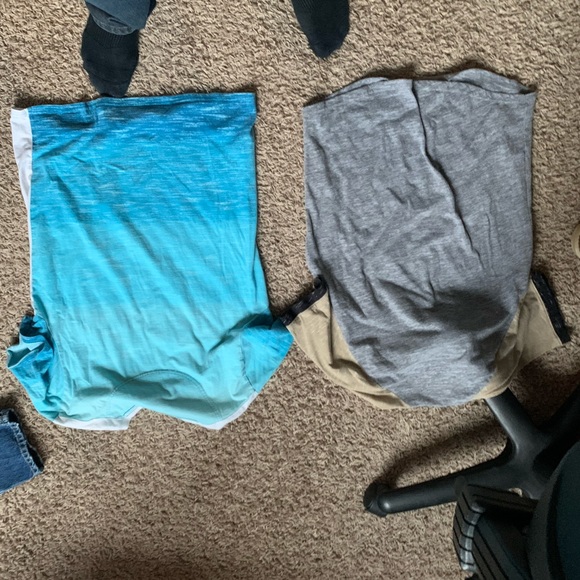 Outgrew both these shirts - Picture 2 of 4